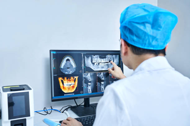 Best Emergency Tooth Extraction in Four Corners, TX